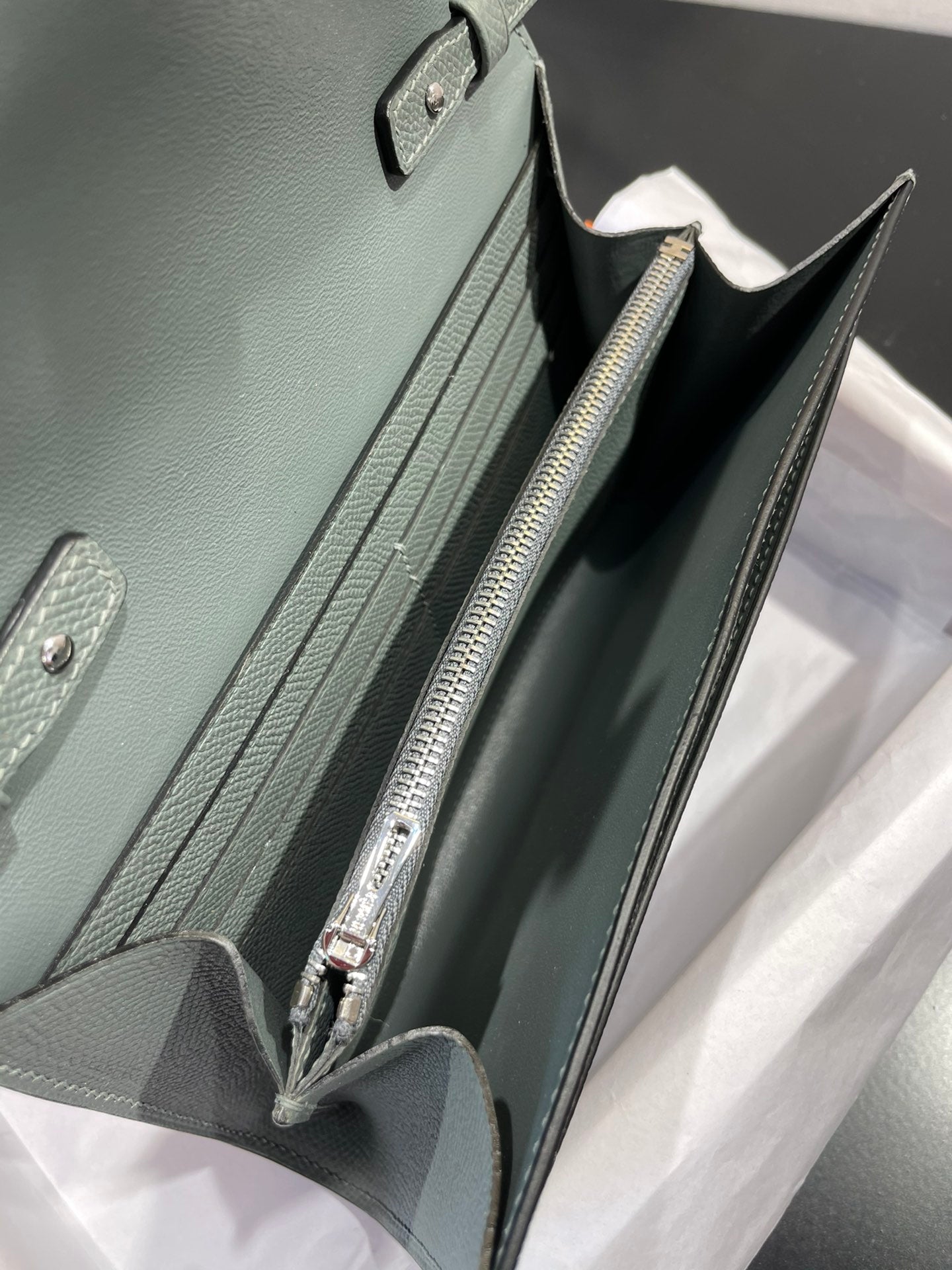 constance to go-epsom