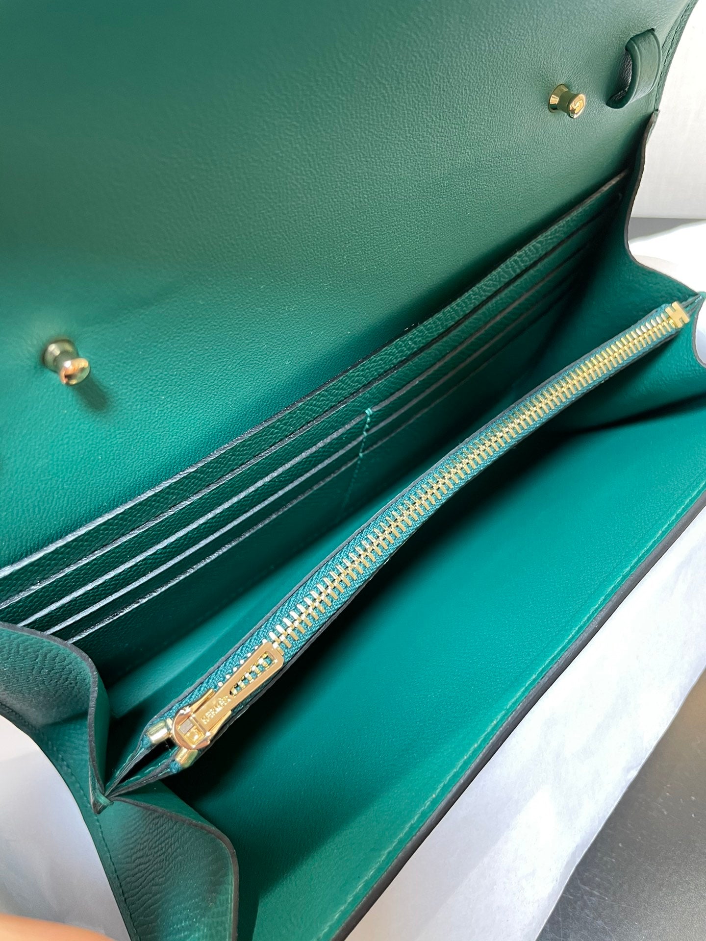 constance to go-epsom