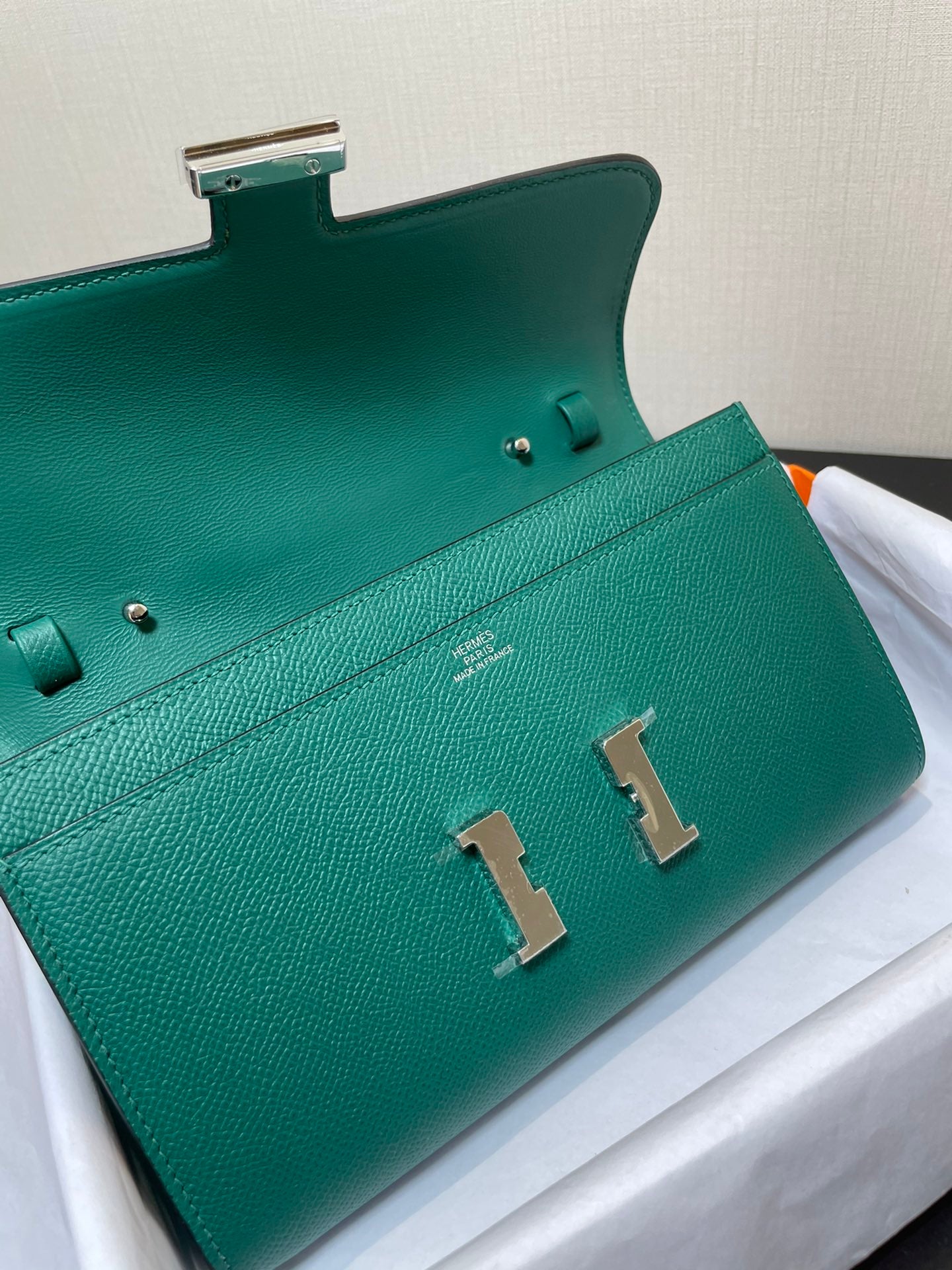 constance to go-epsom