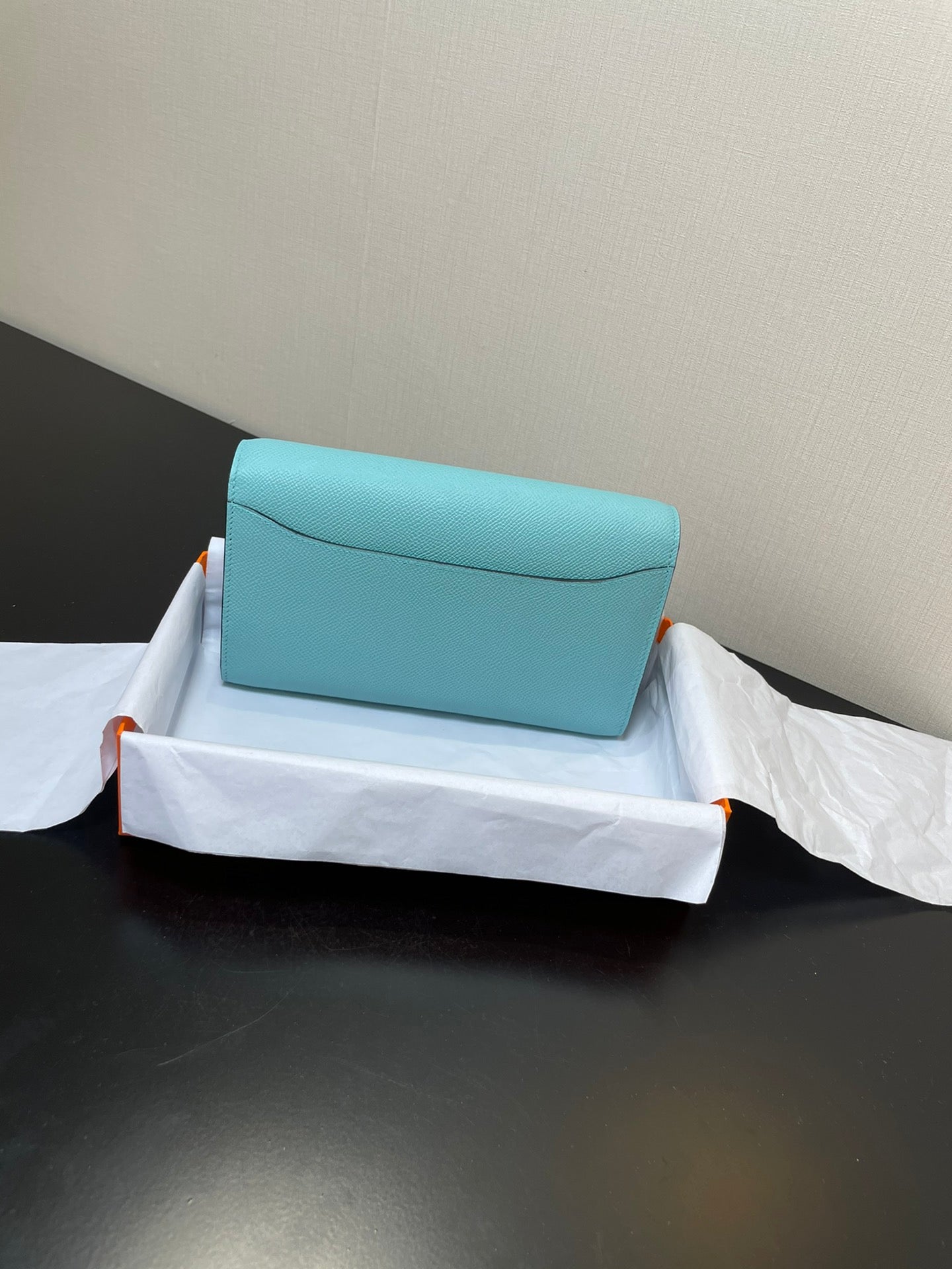 constance to go-epsom