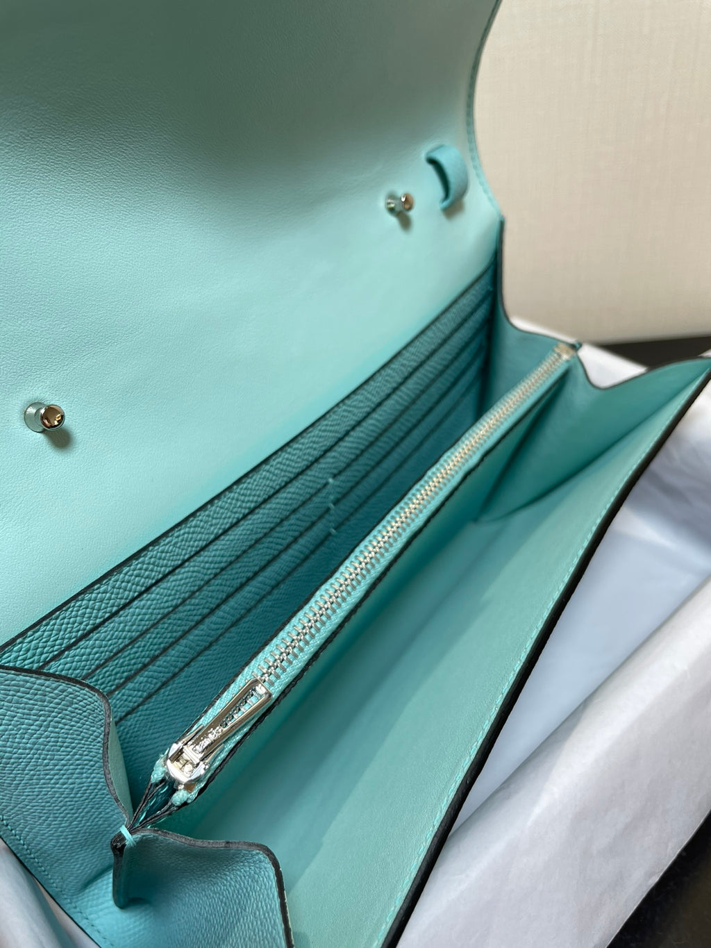 constance to go-epsom