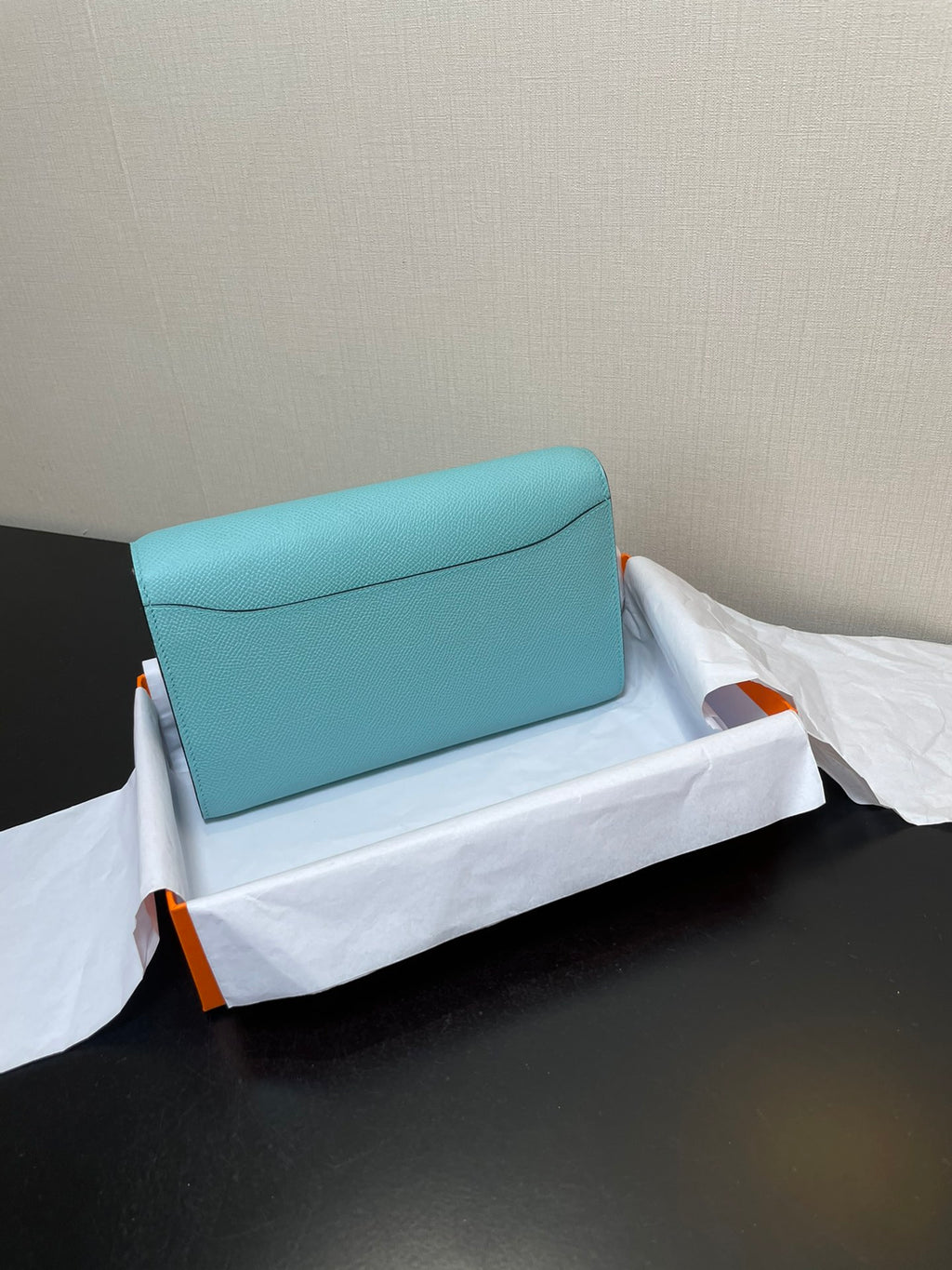 constance to go-epsom