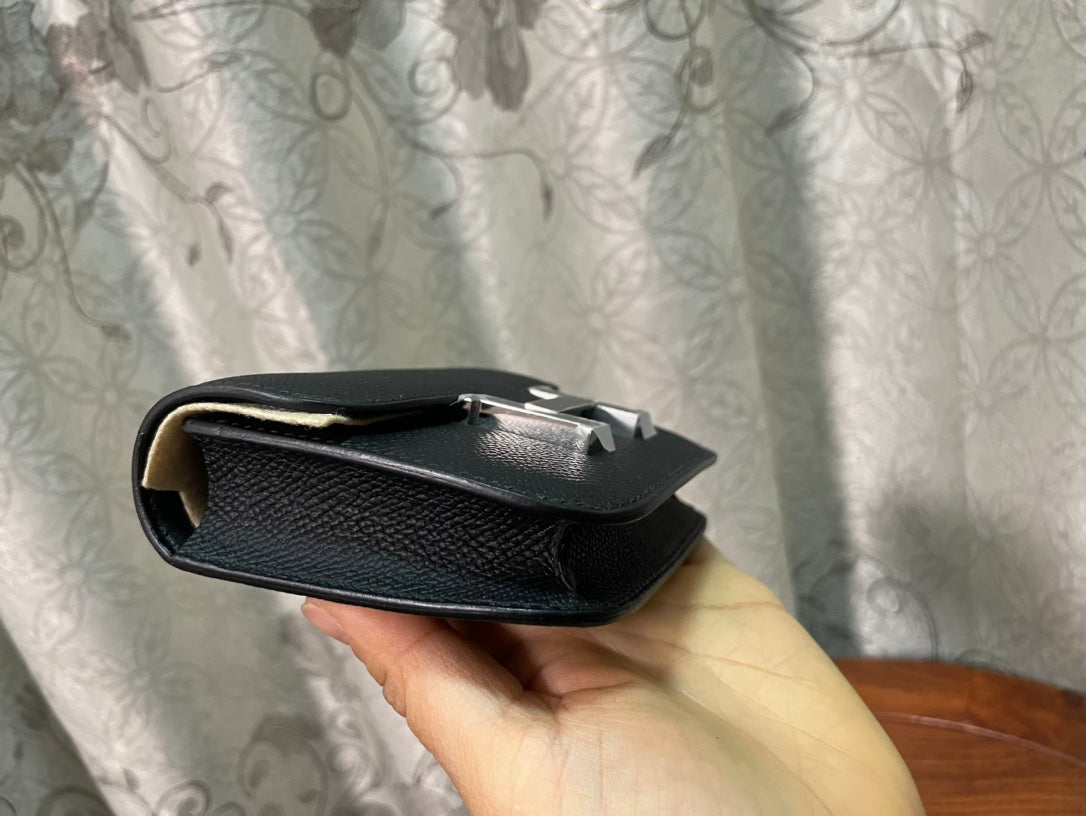 constance slim-epsom