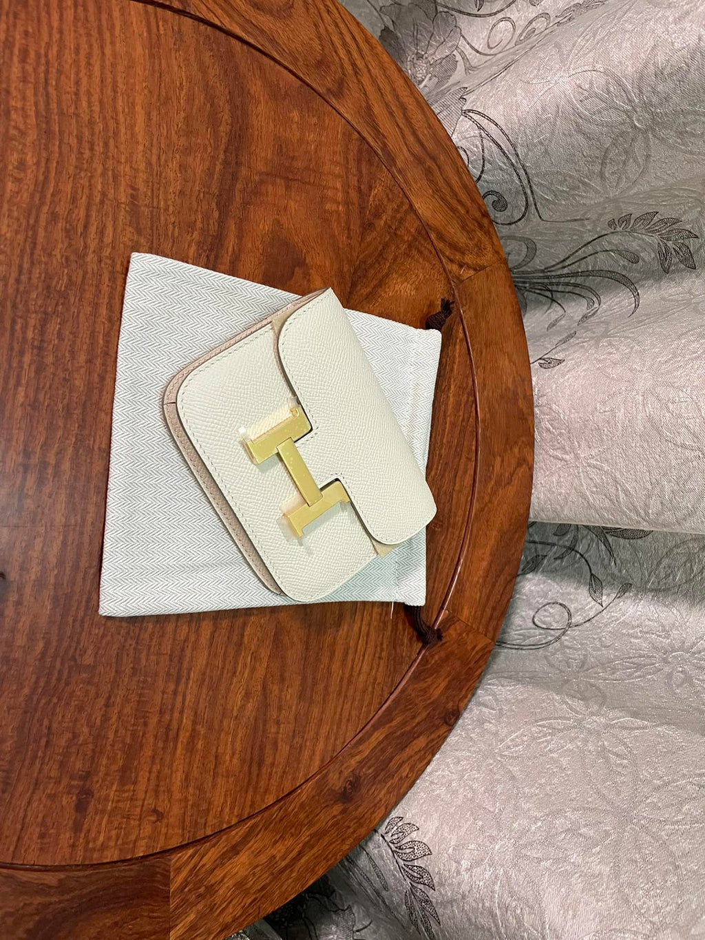 constance slim-epsom