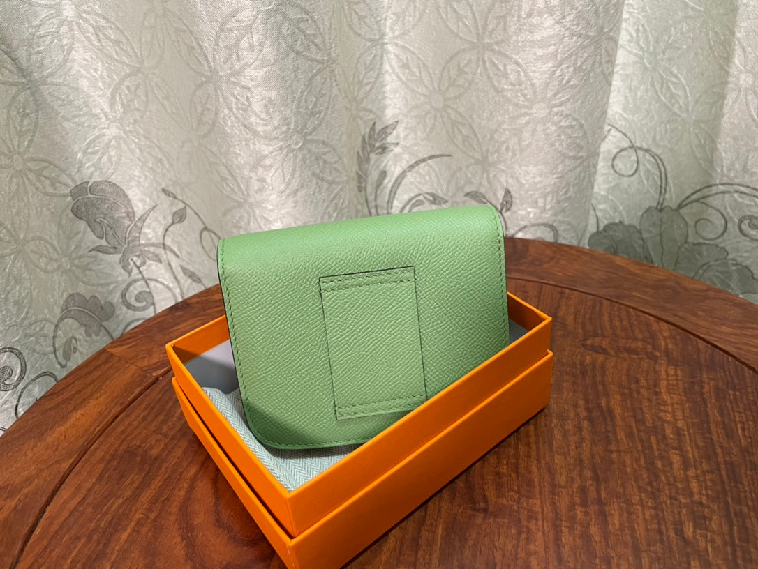 constance slim-epsom