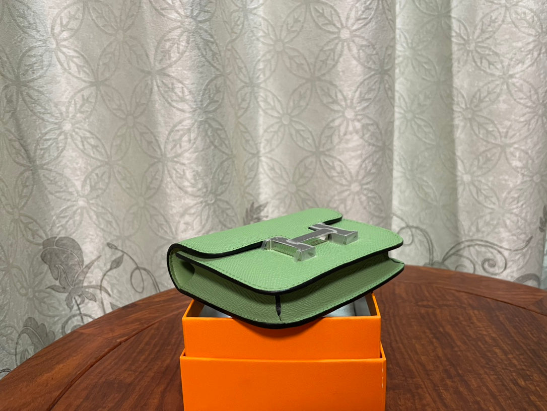 constance slim-epsom