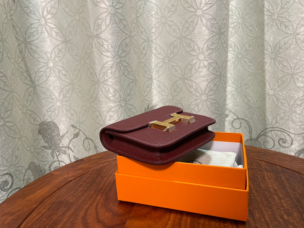 constance slim-epsom