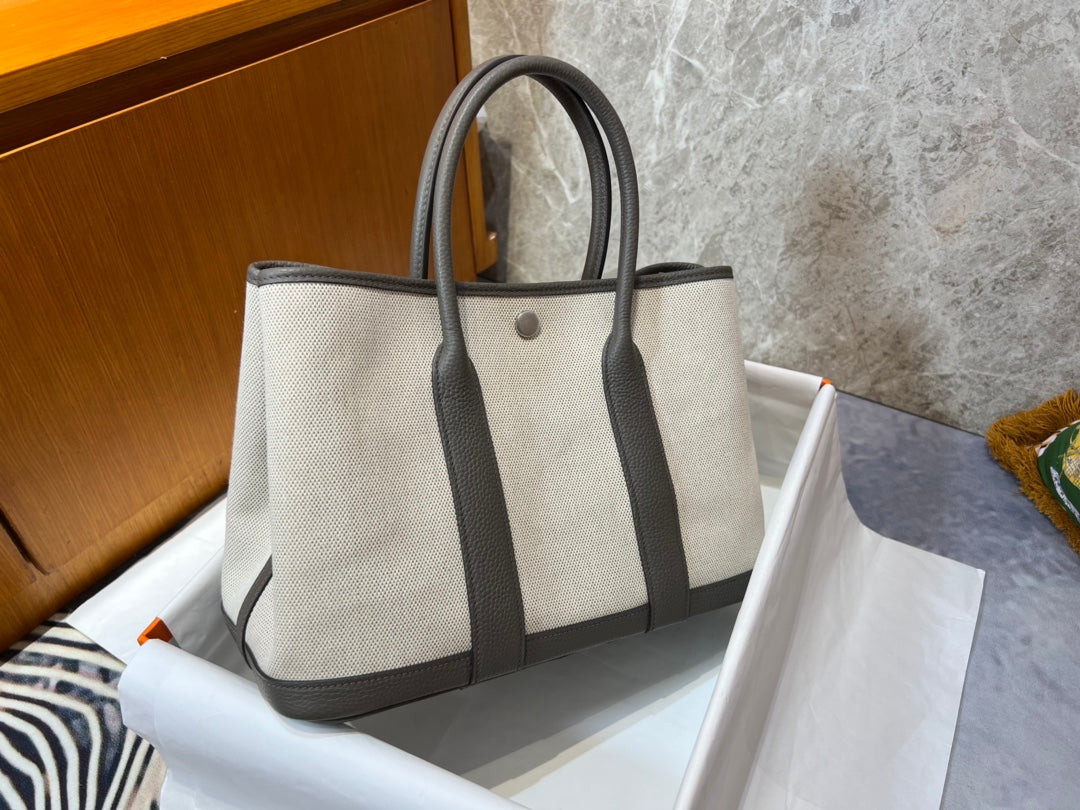 GARDEN-Negonda/Officier