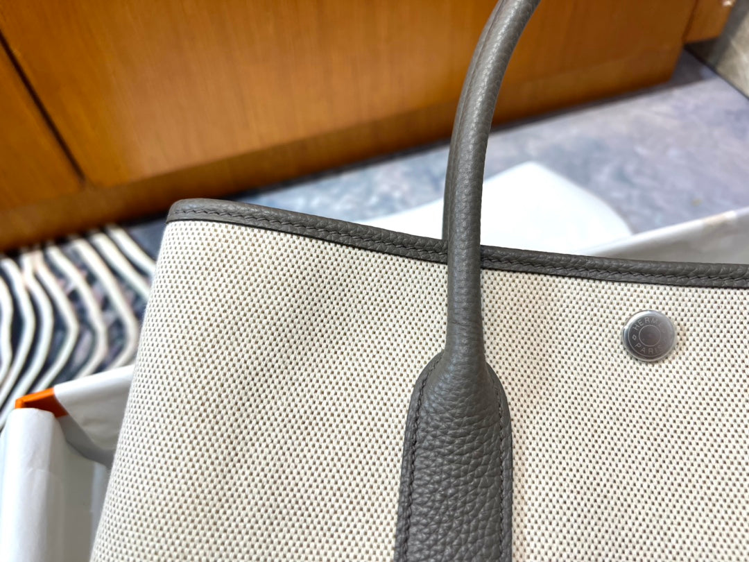 GARDEN-Negonda/Officier