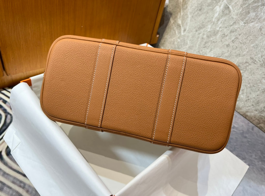 GARDEN-Negonda/Officier