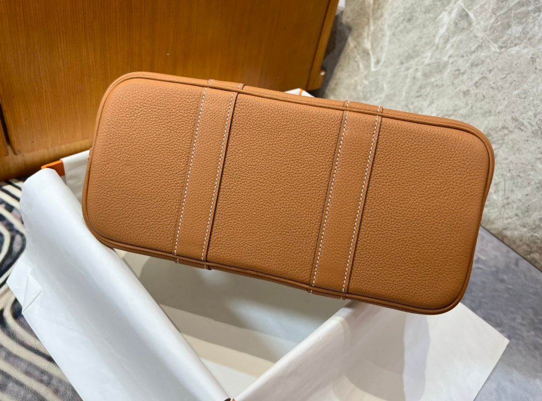 GARDEN-Negonda/Officier