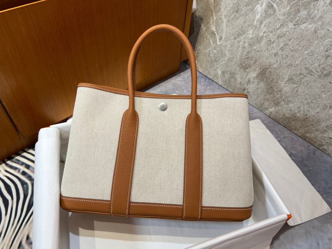 GARDEN-Negonda/Officier