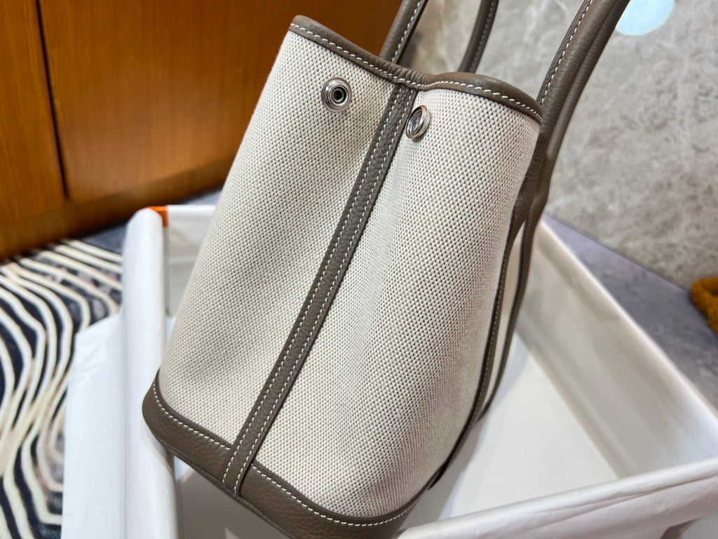 GARDEN-Negonda/Officier