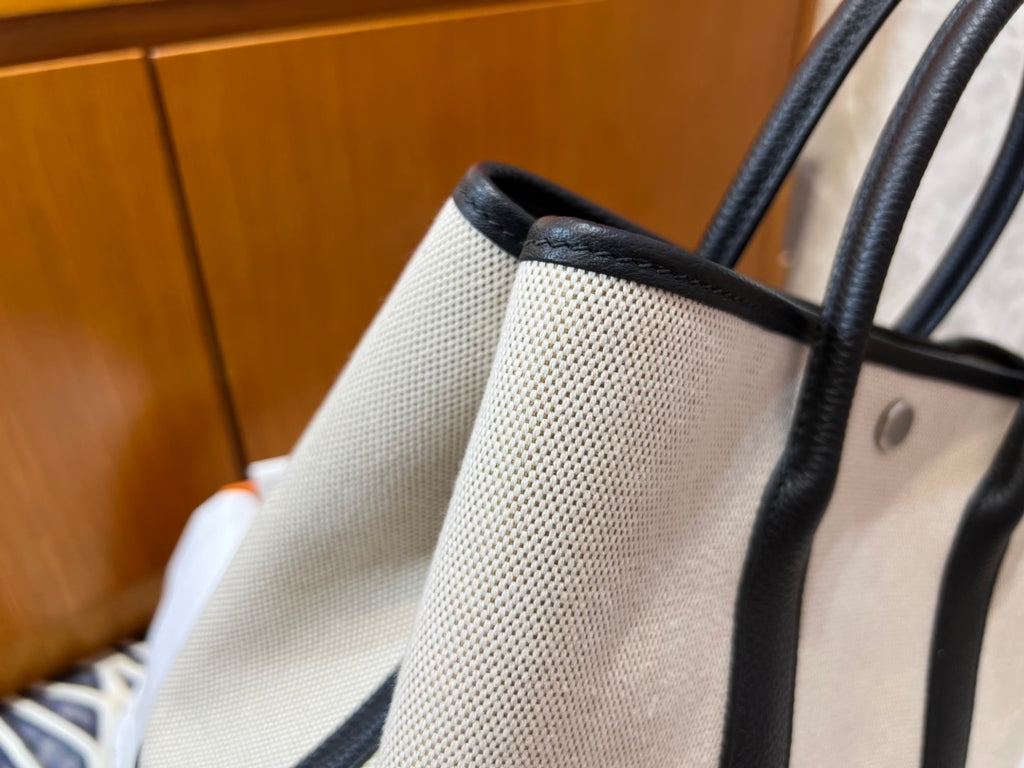 GARDEN-Negonda/Officier