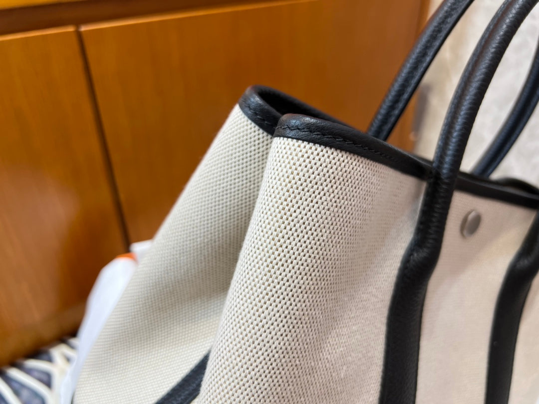 GARDEN-Negonda/Officier