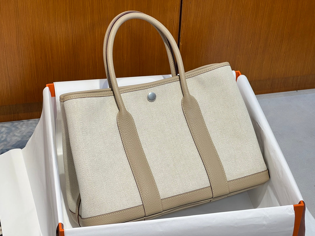 GARDEN-Negonda/Officier