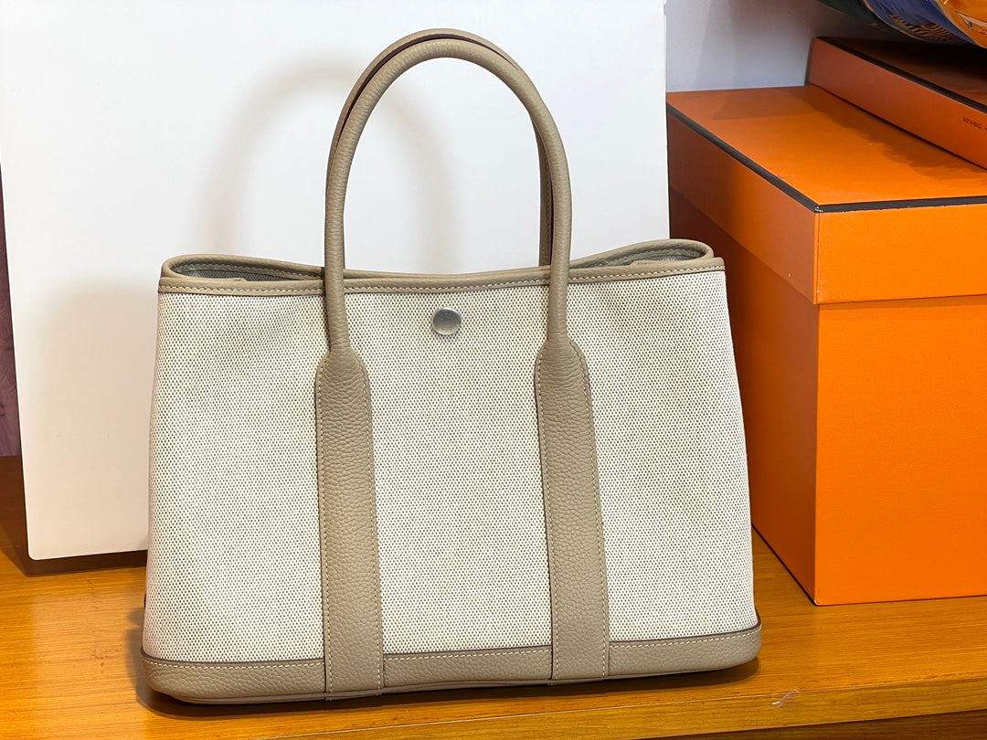 GARDEN-Negonda/Officier