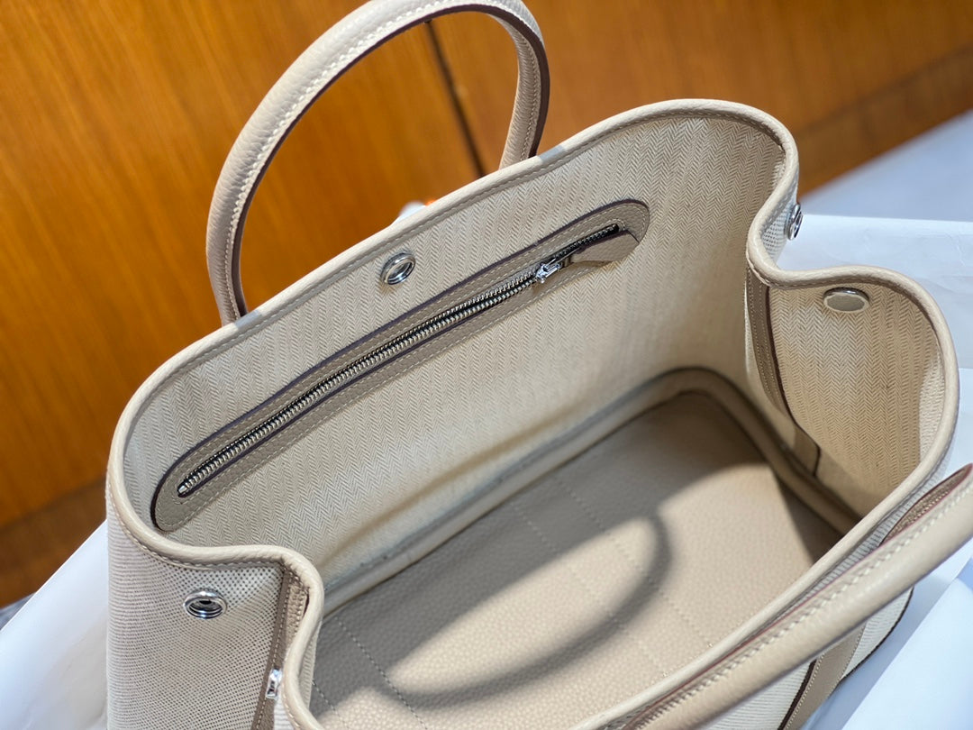 GARDEN-Negonda/Officier