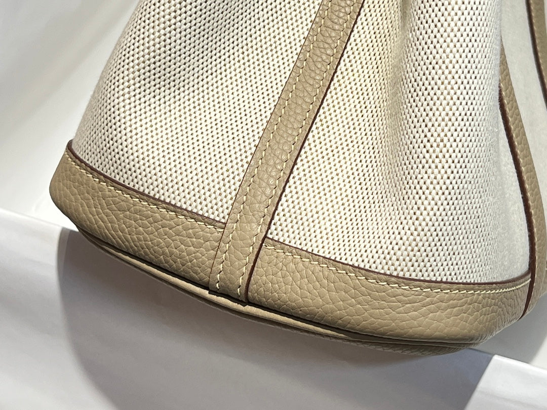 GARDEN-Negonda/Officier