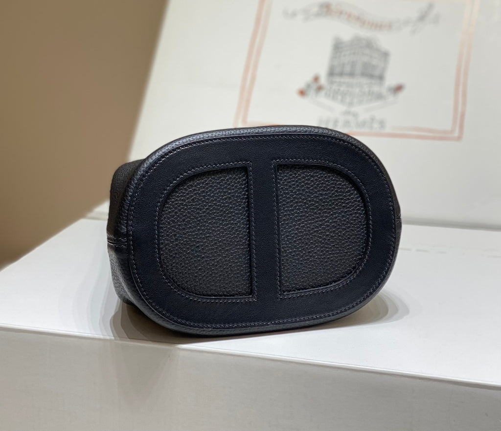 loop-Taurillon Clemence