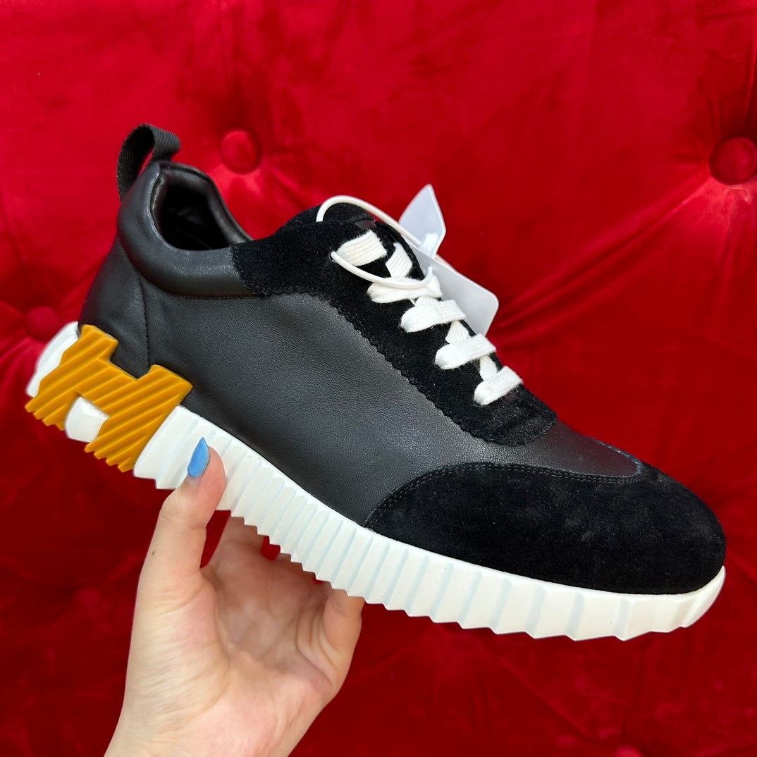 H bouncing sneaker sneakers