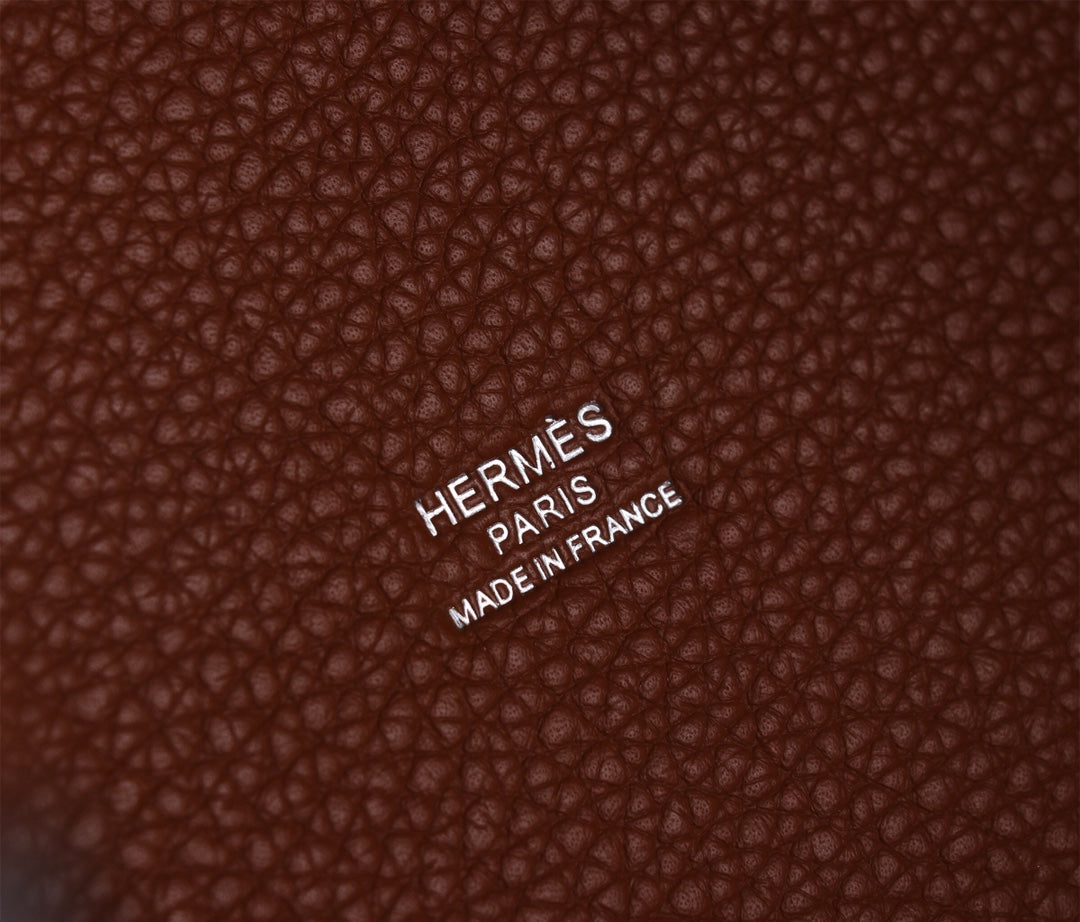 picotin-Taurillon Clemence