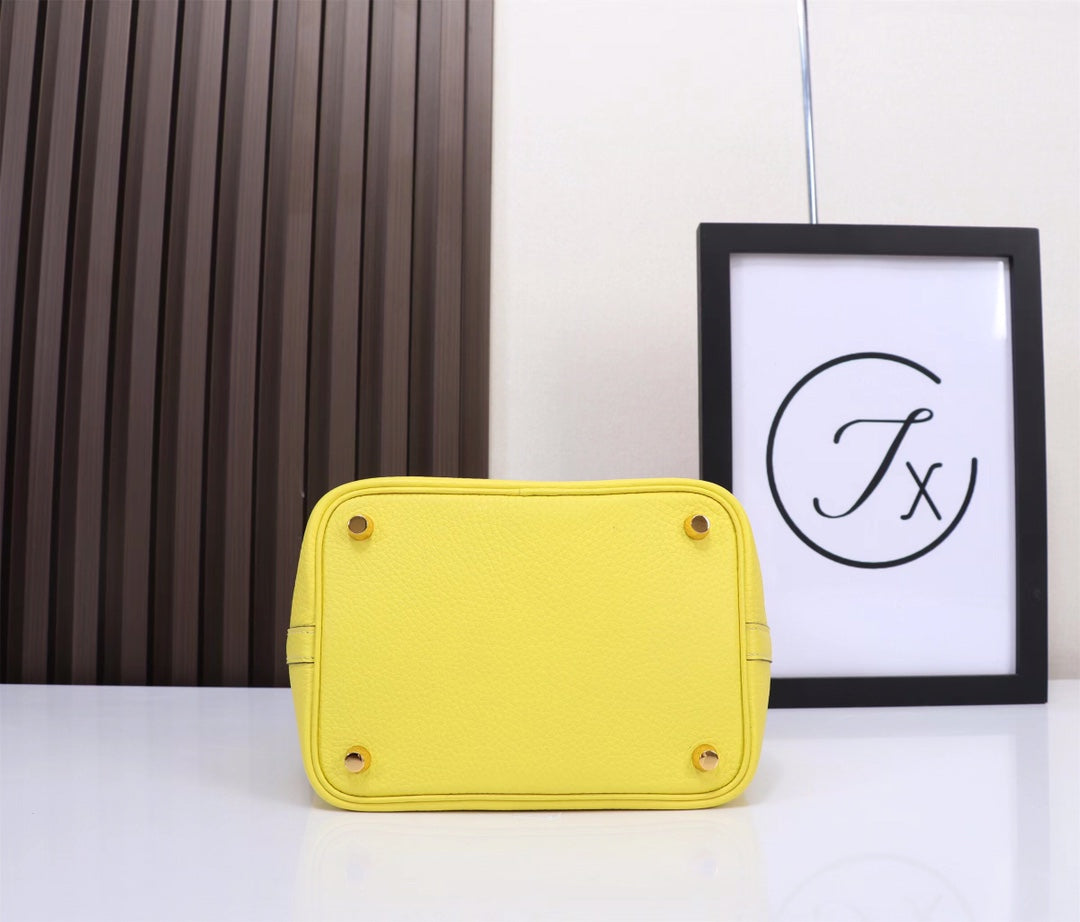 picotin-Taurillon Clemence