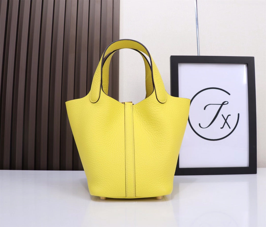 picotin-Taurillon Clemence