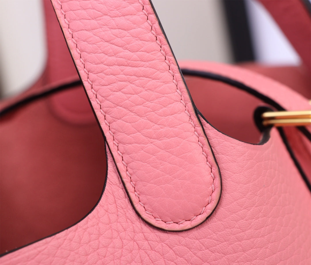 picotin-Taurillon Clemence