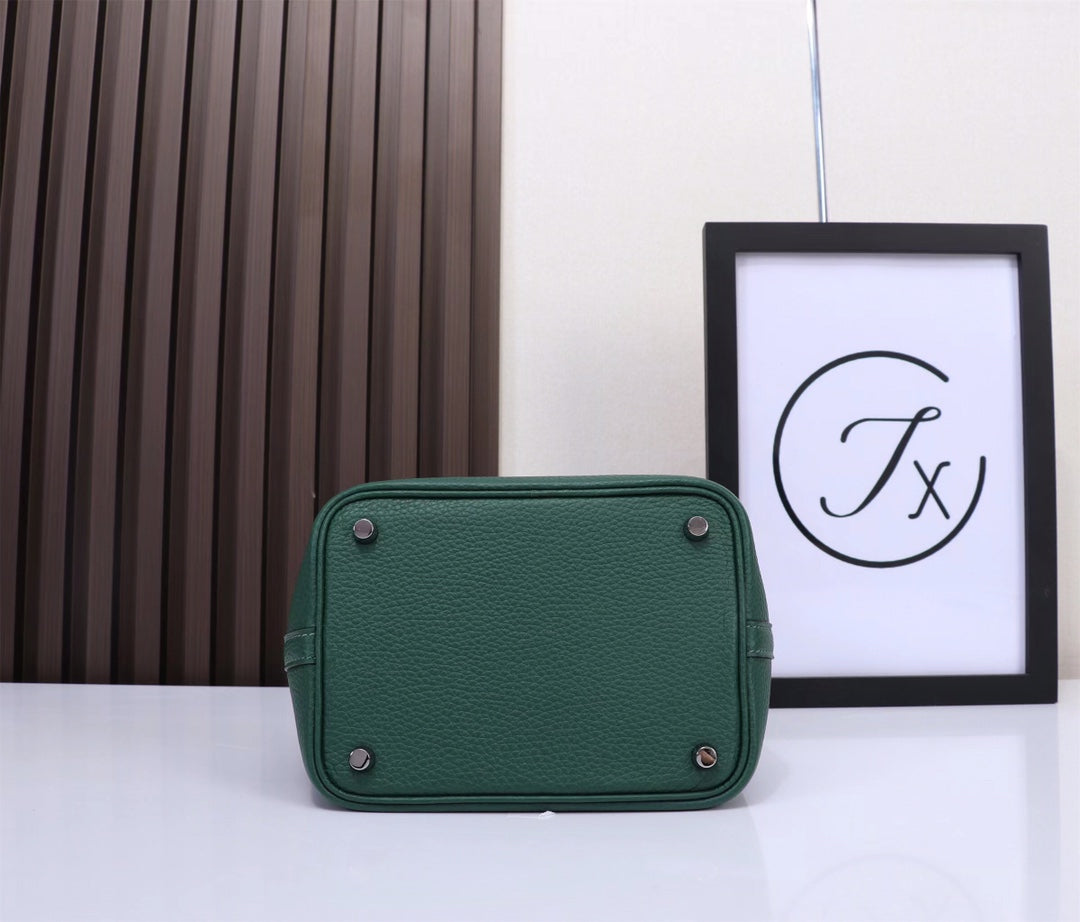 picotin-Taurillon Clemence