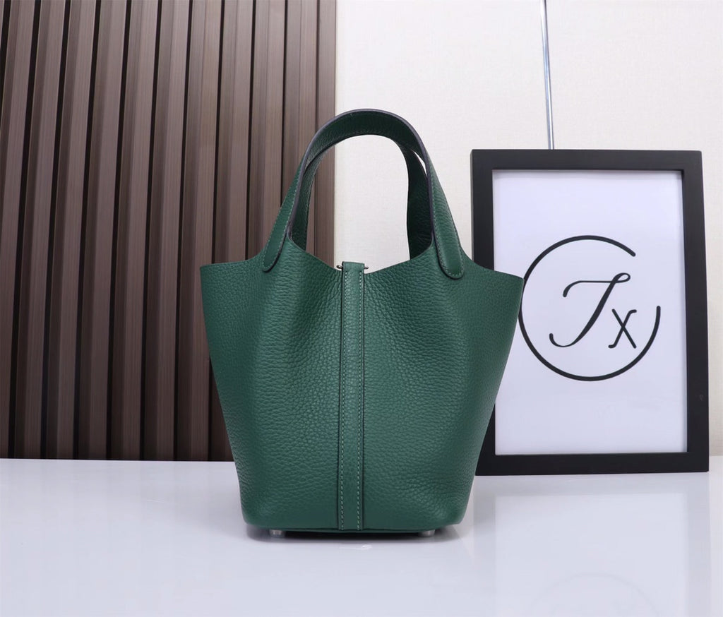 picotin-Taurillon Clemence