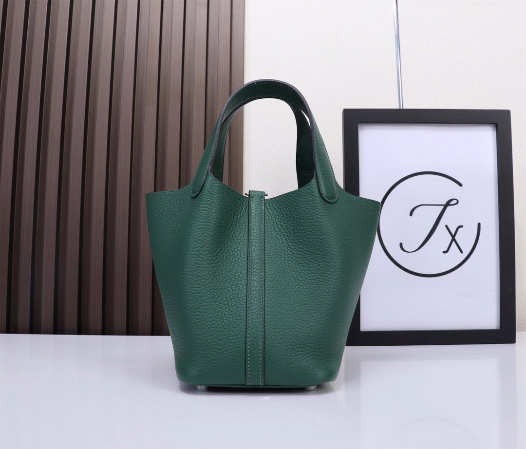 picotin-Taurillon Clemence