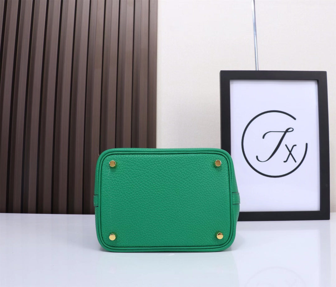 picotin-Taurillon Clemence