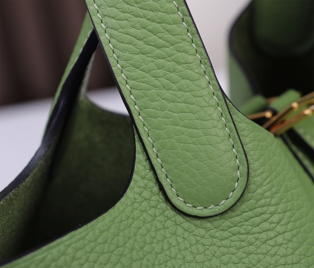 picotin-Taurillon Clemence