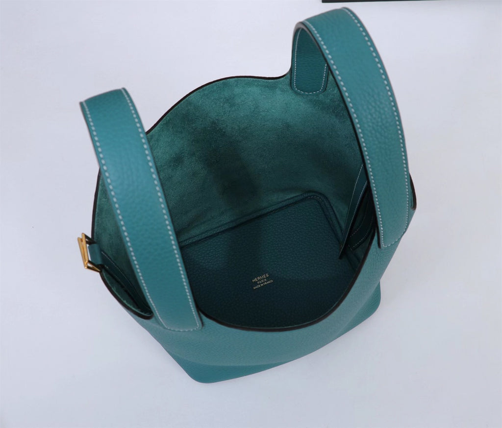 picotin-Taurillon Clemence