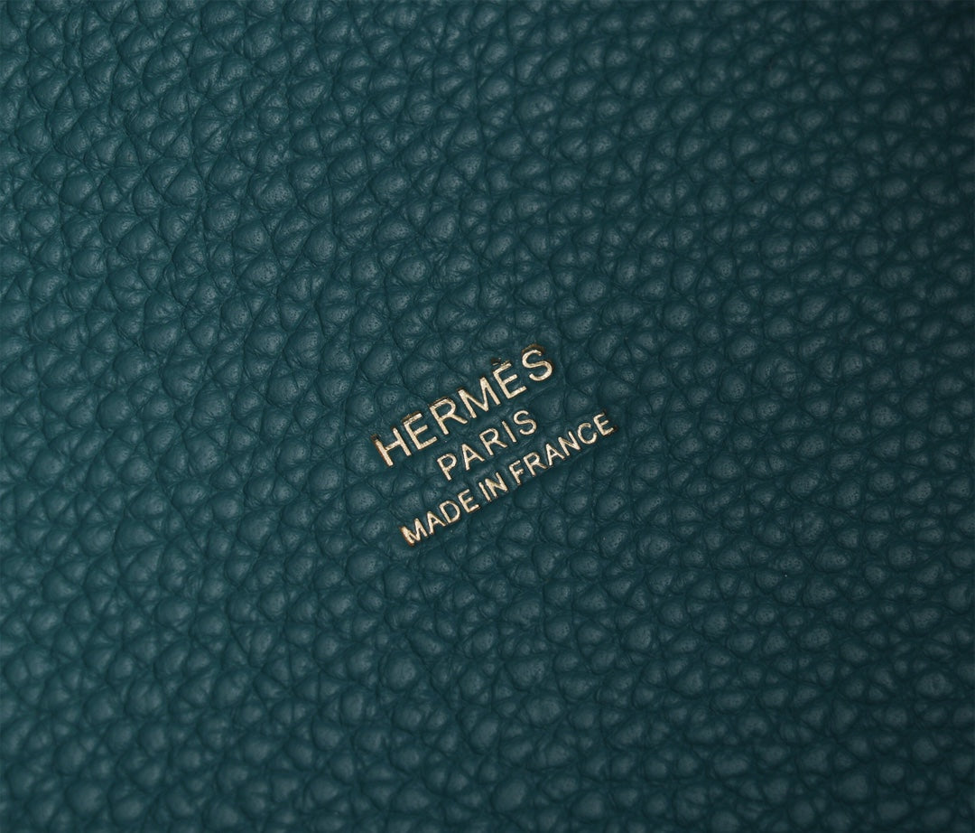 picotin-Taurillon Clemence