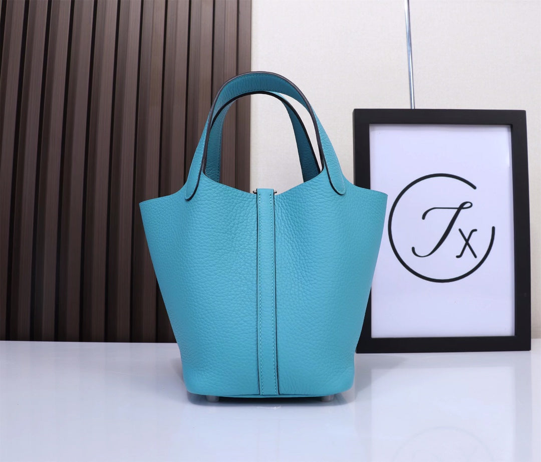 picotin-Taurillon Clemence