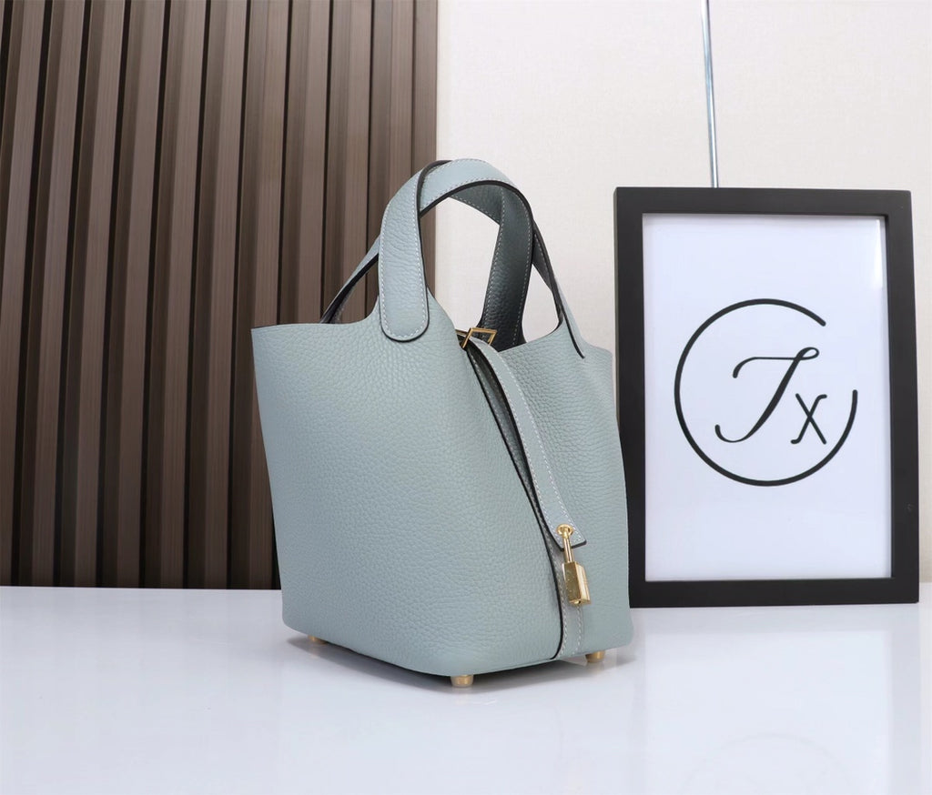 picotin-Taurillon Clemence