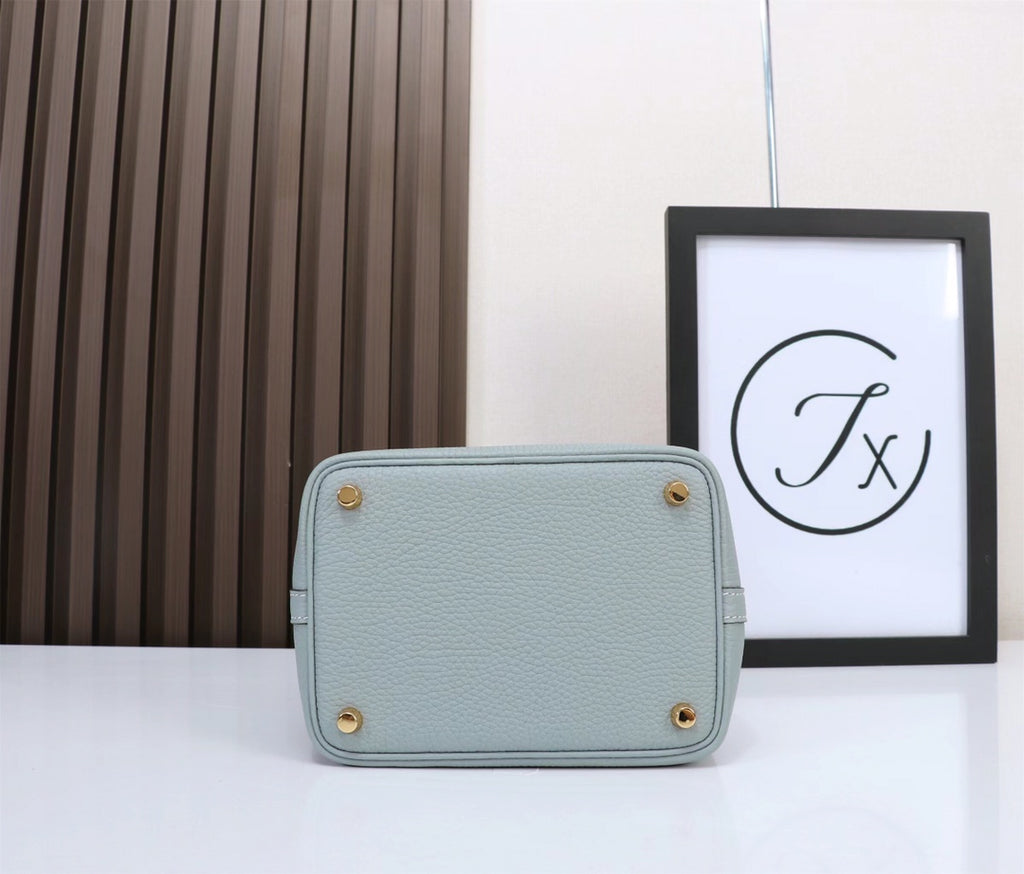 picotin-Taurillon Clemence