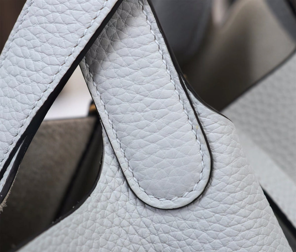 picotin-Taurillon Clemence