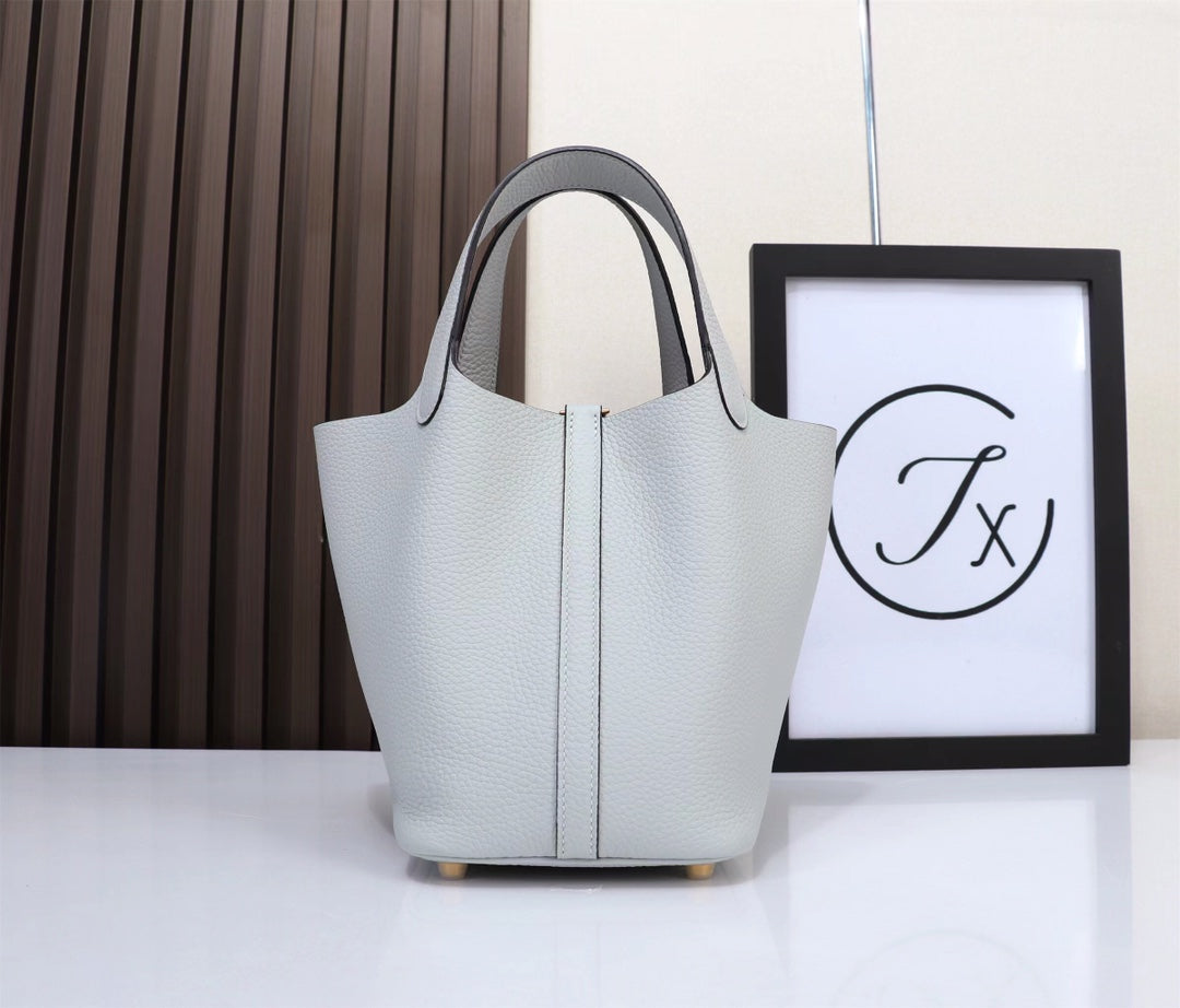 picotin-Taurillon Clemence