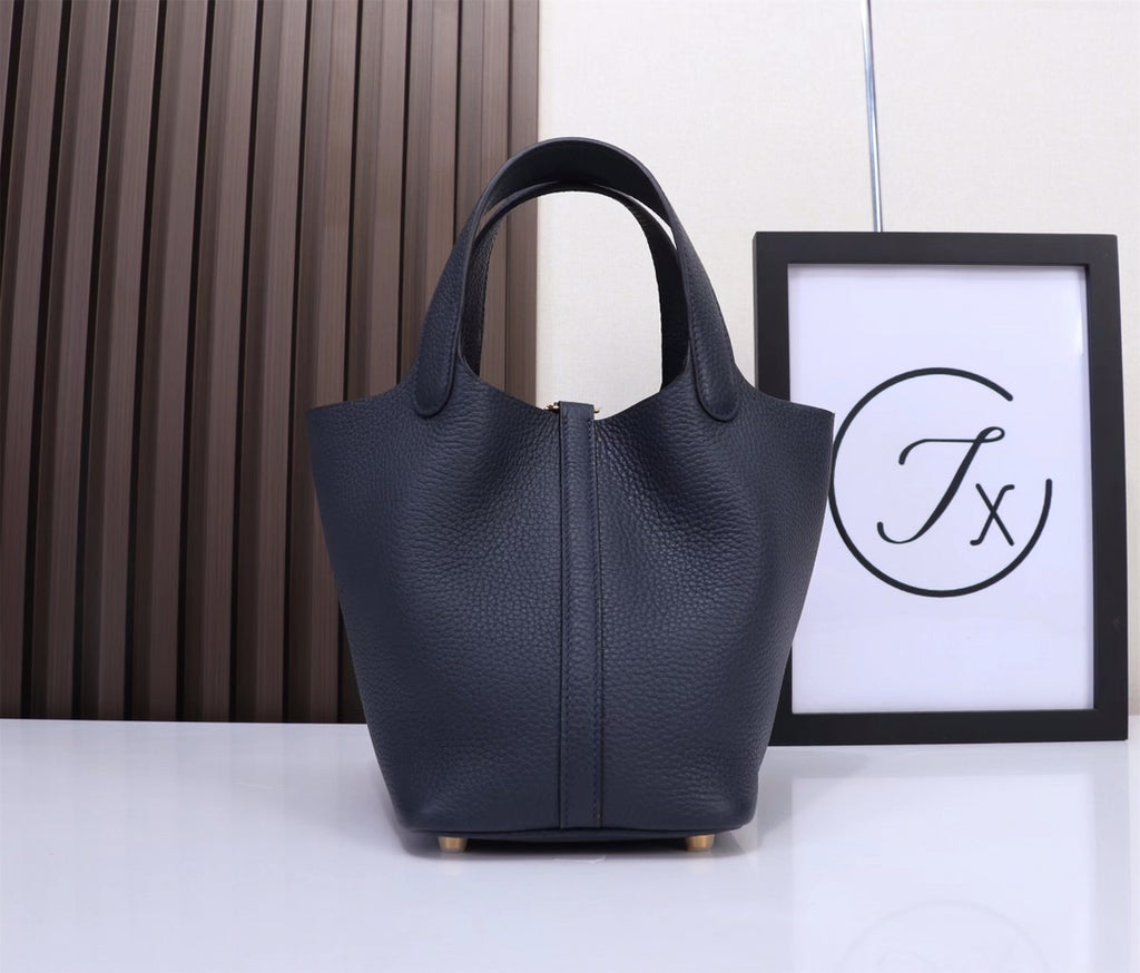 picotin-Taurillon Clemence