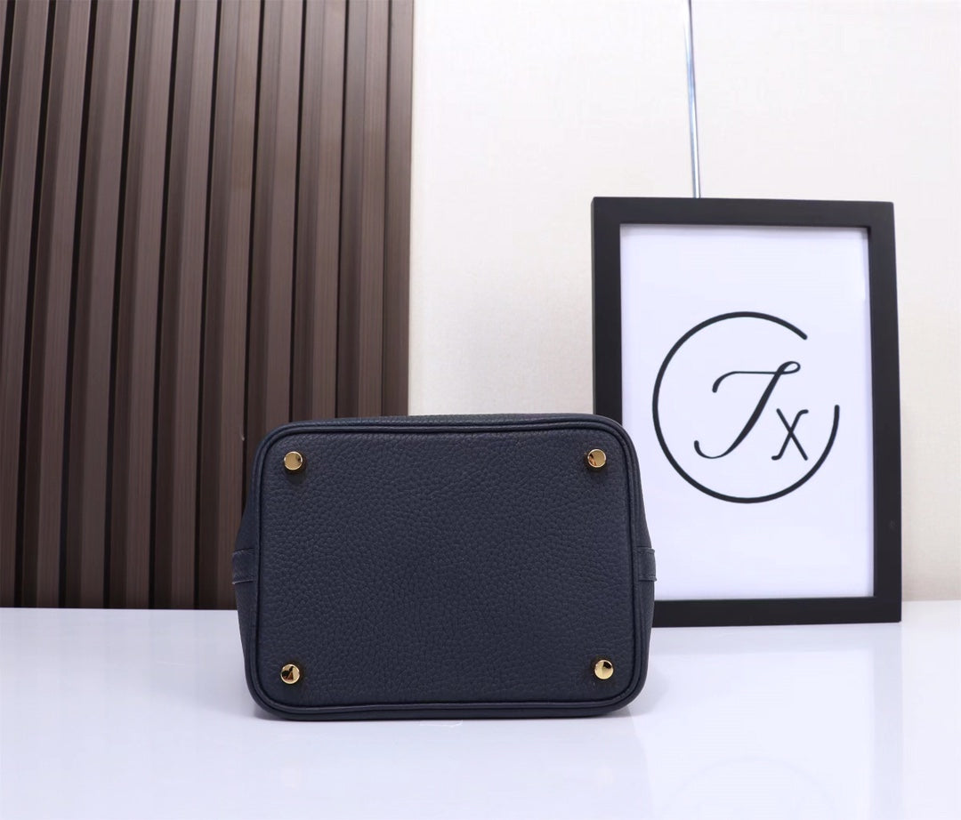 picotin-Taurillon Clemence