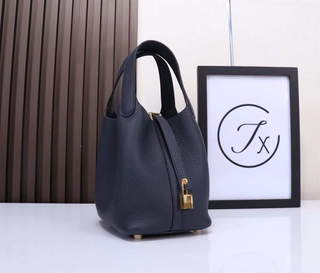 picotin-Taurillon Clemence