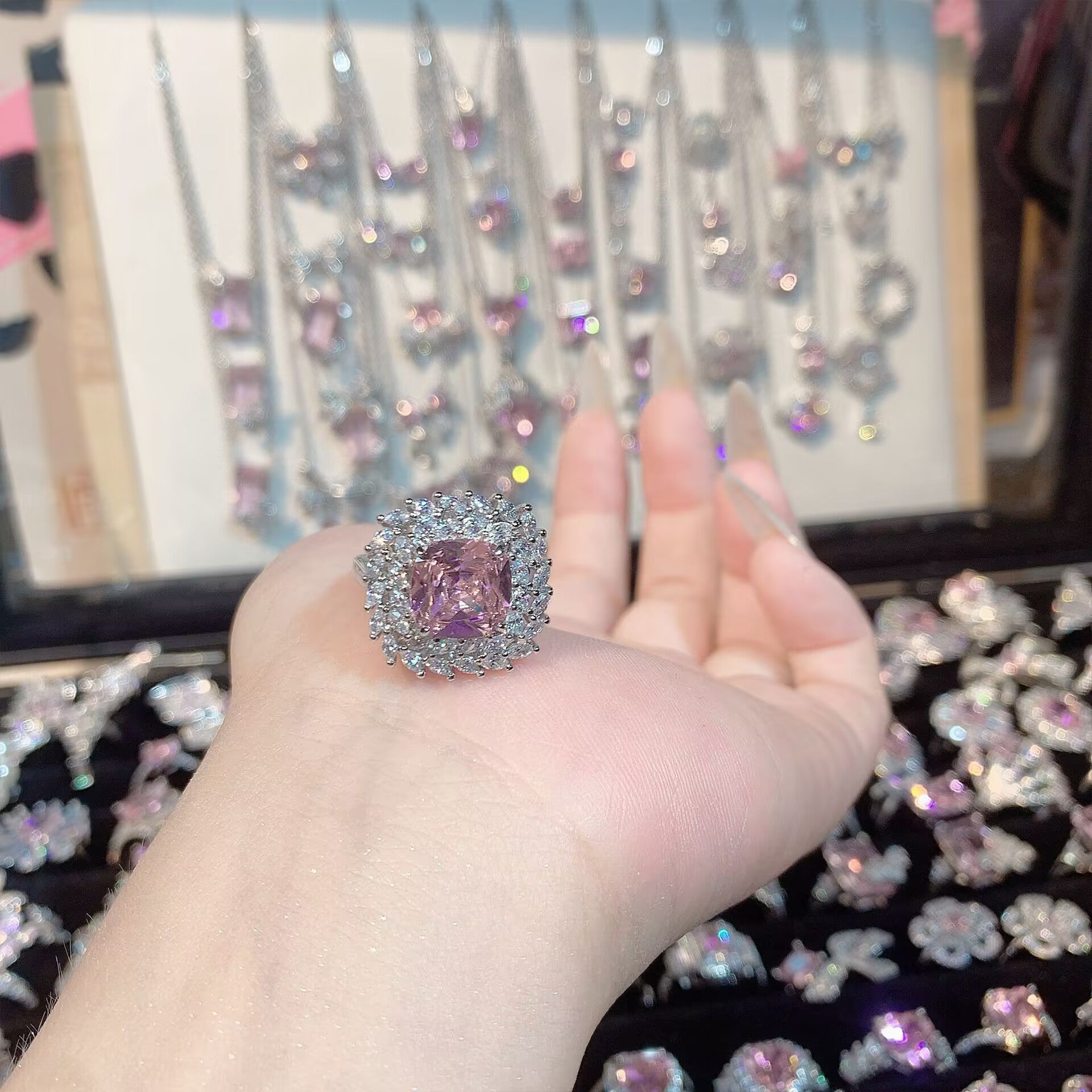 FENG SHUI - 32 Explosive high carbon diamond high quality ultra flash cherry blossom powder zirconium female ring collection advanced design sense ring