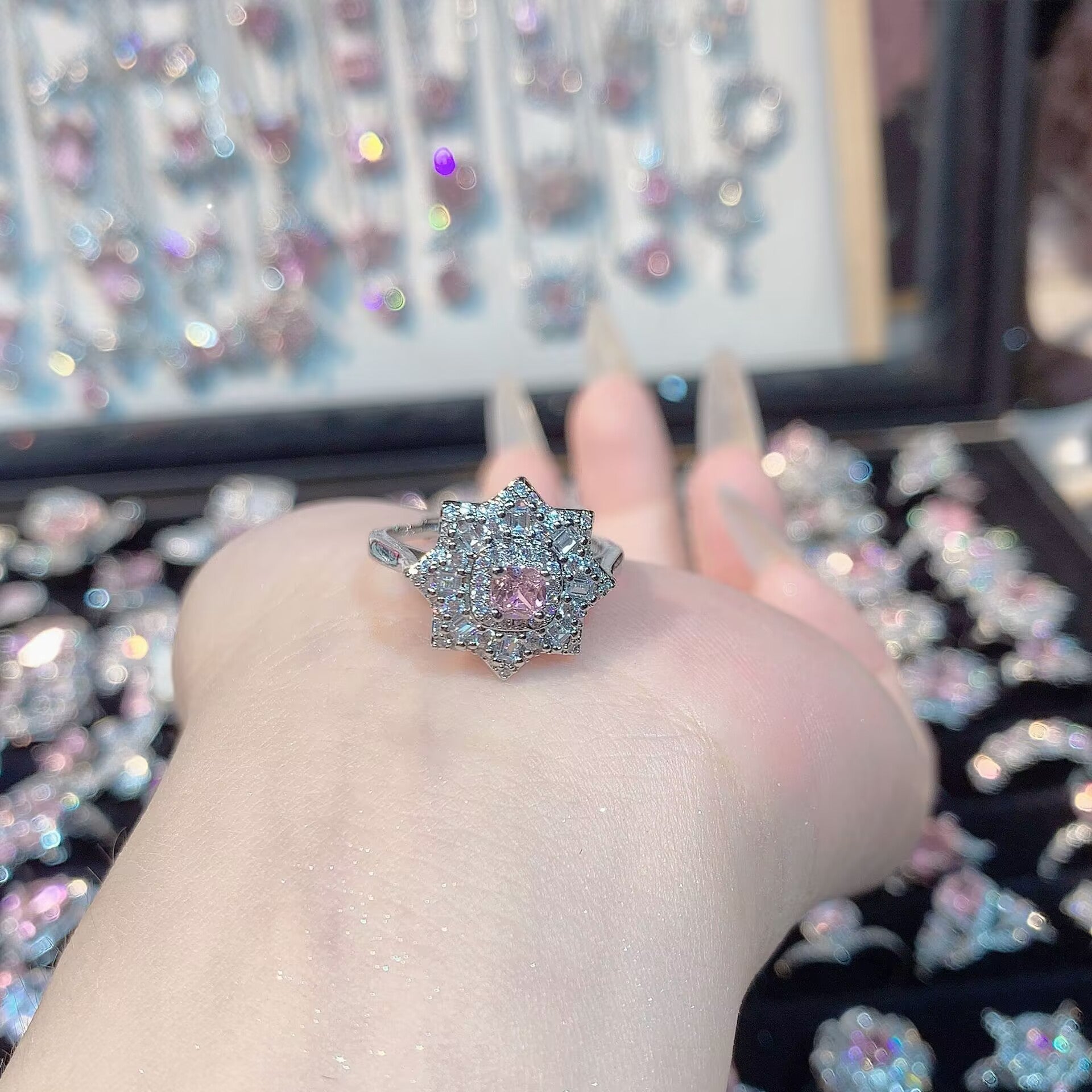 FENG SHUI - 32 Explosive high carbon diamond high quality ultra flash cherry blossom powder zirconium female ring collection advanced design sense ring