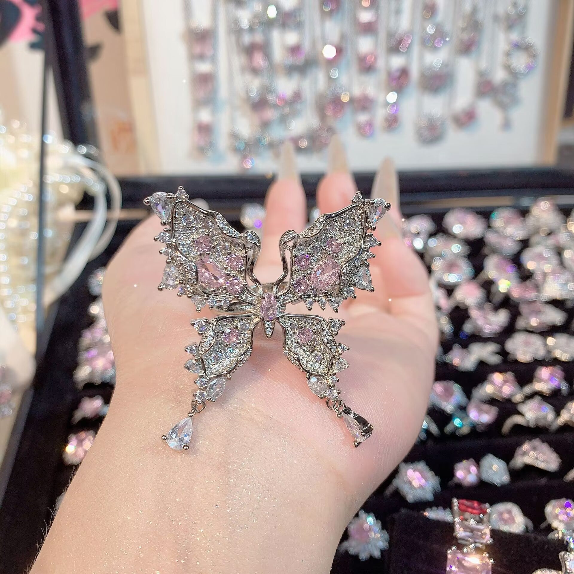 FENG SHUI - 32 Explosive high carbon diamond high quality ultra flash cherry blossom powder zirconium female ring collection advanced design sense ring