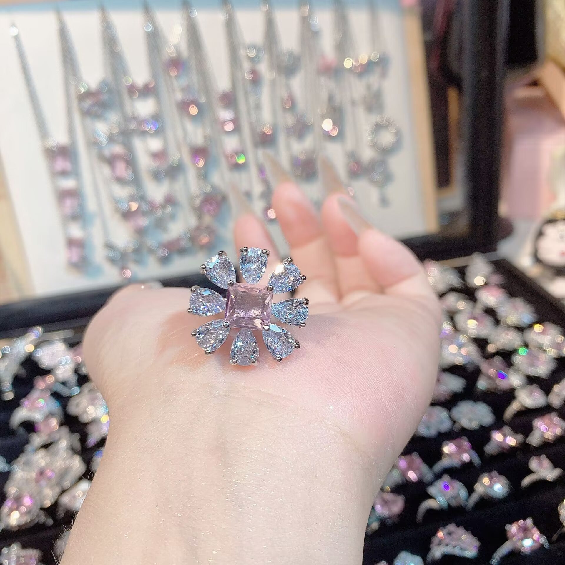 FENG SHUI - 32 Explosive high carbon diamond high quality ultra flash cherry blossom powder zirconium female ring collection advanced design sense ring