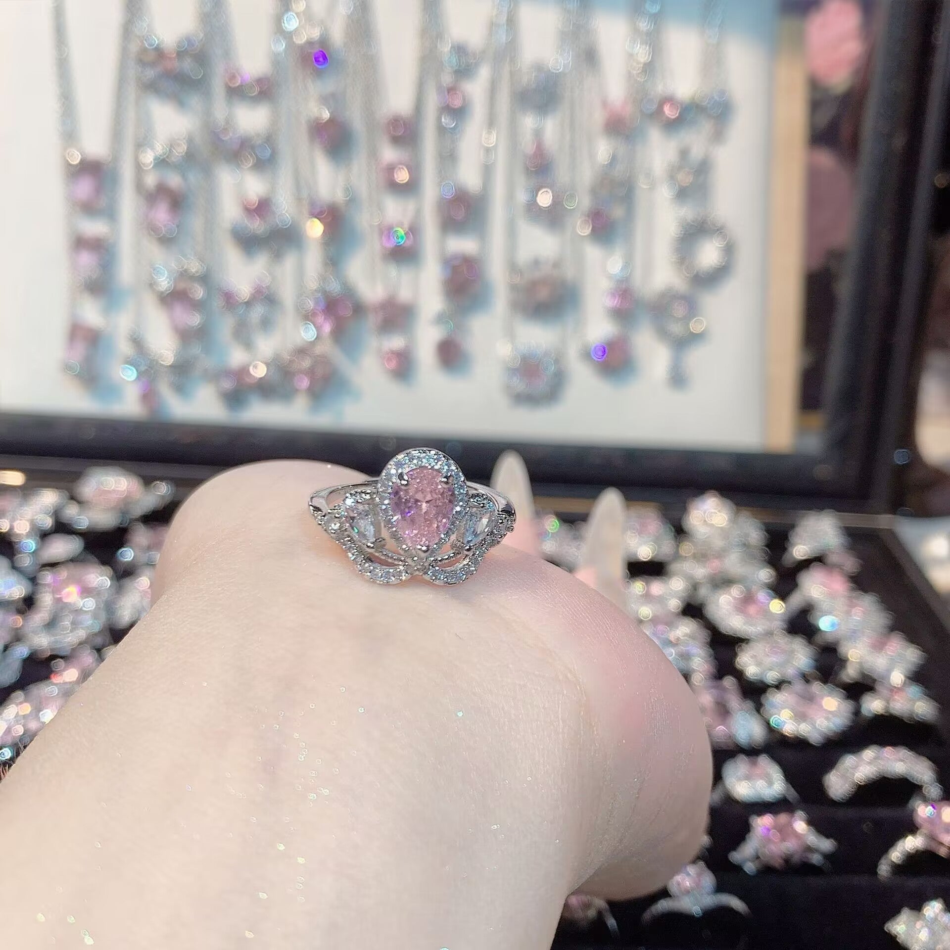 FENG SHUI - 32 Explosive high carbon diamond high quality ultra flash cherry blossom powder zirconium female ring collection advanced design sense ring
