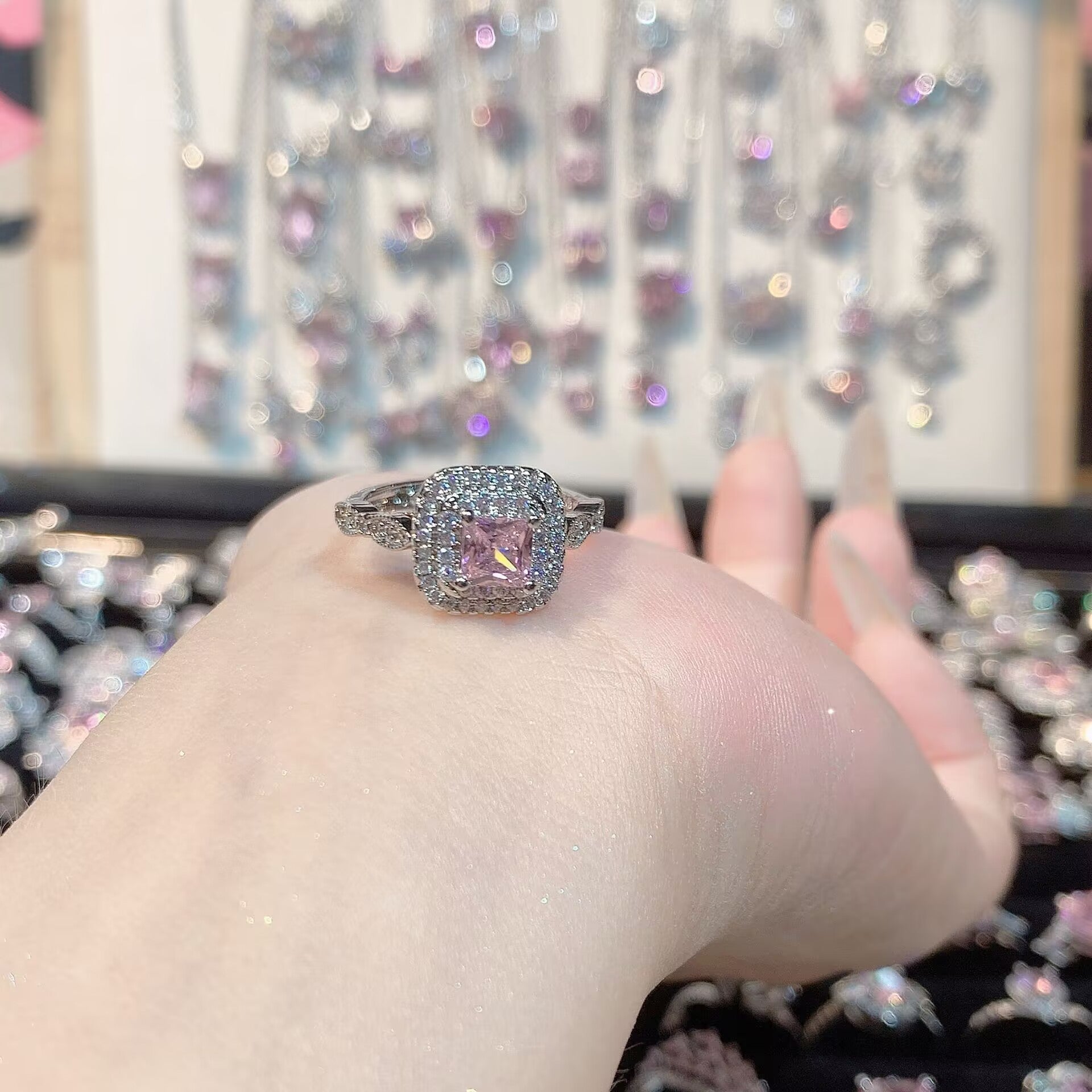 FENG SHUI - 32 Explosive high carbon diamond high quality ultra flash cherry blossom powder zirconium female ring collection advanced design sense ring